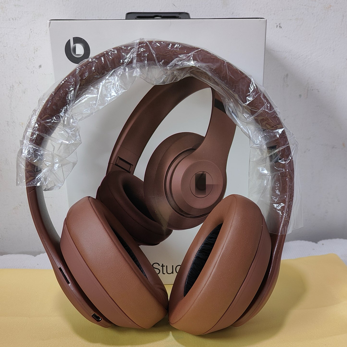 1pcs be*ts studio pro Shipping Free